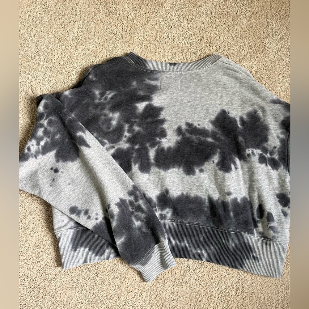 American Eagle cropped tie dye women’s sweatshirt size xs